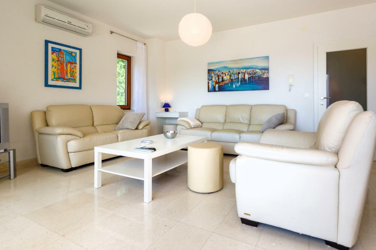 Apartman Jezevac Veglia Exterior foto
